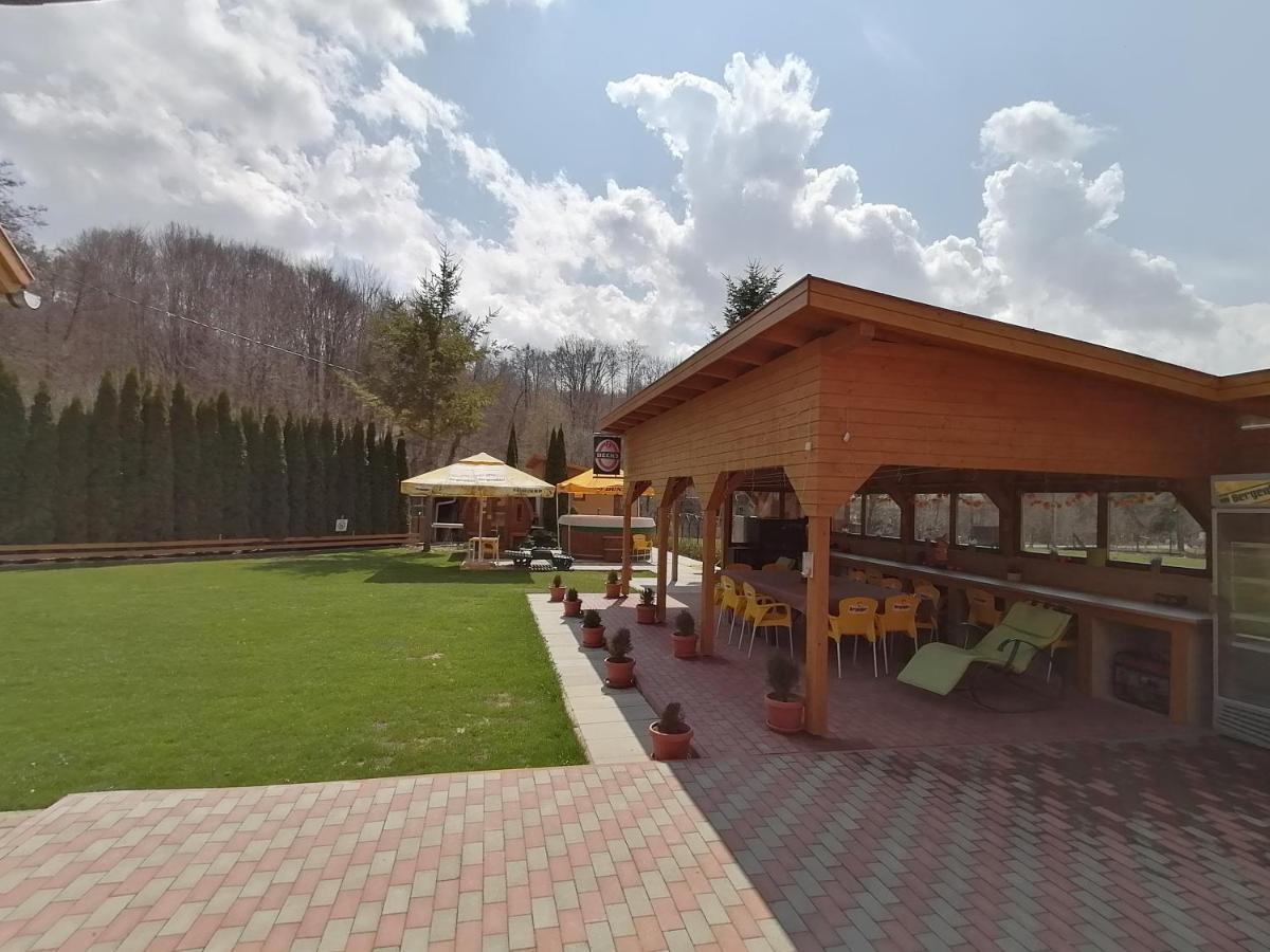 Pensiunea Colt Alb Băile Homorod Εξωτερικό φωτογραφία